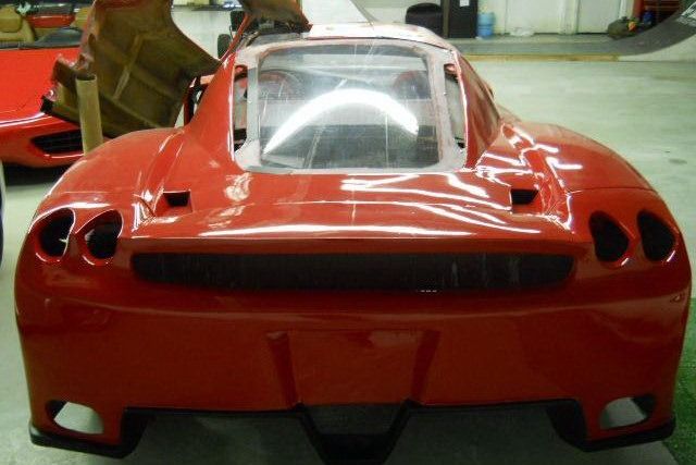 Редкая Ferrari Enzo из повседневной Toyota MR2 (19 фото+2 видео)