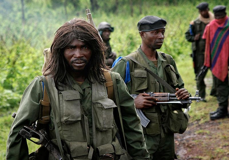 В расположении отряда правительственных войск. ООН обвиняет правительственные войска Демократической Республики Конго в мародерстве и жестоком обращении с жителями.